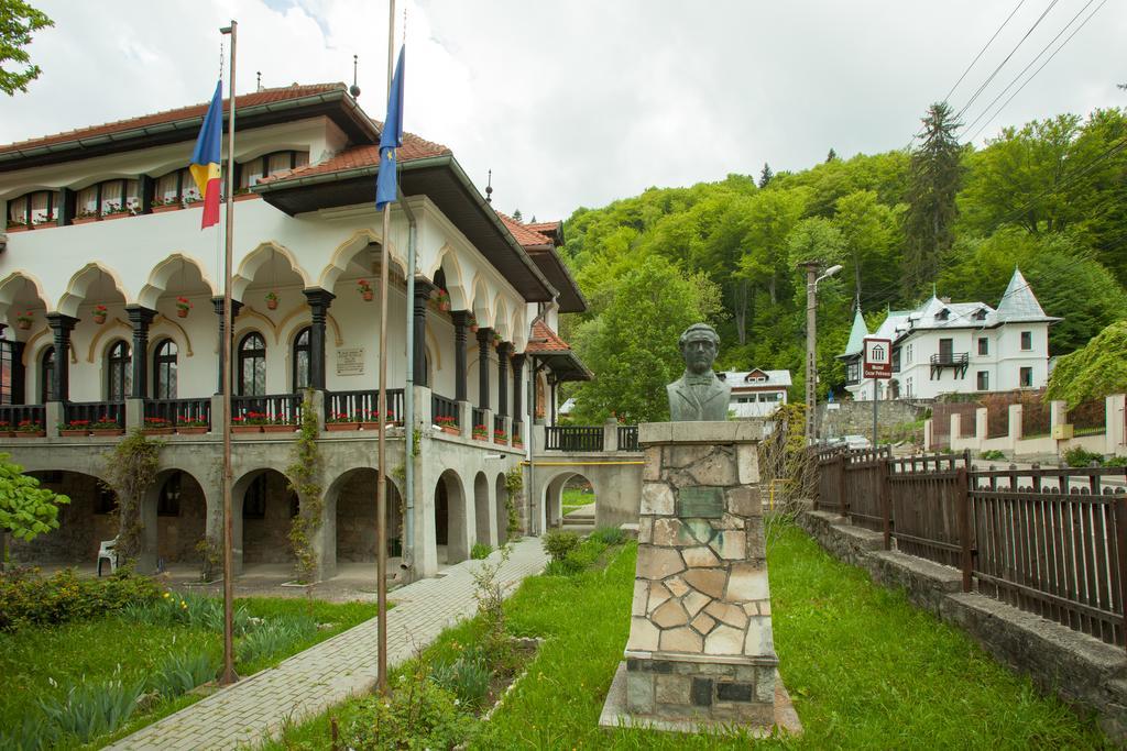 Il Piccolo Castello Buşteni Zewnętrze zdjęcie