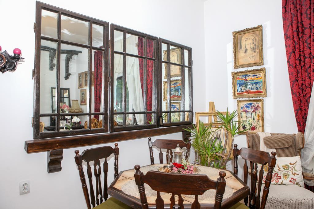 Il Piccolo Castello Buşteni Zewnętrze zdjęcie